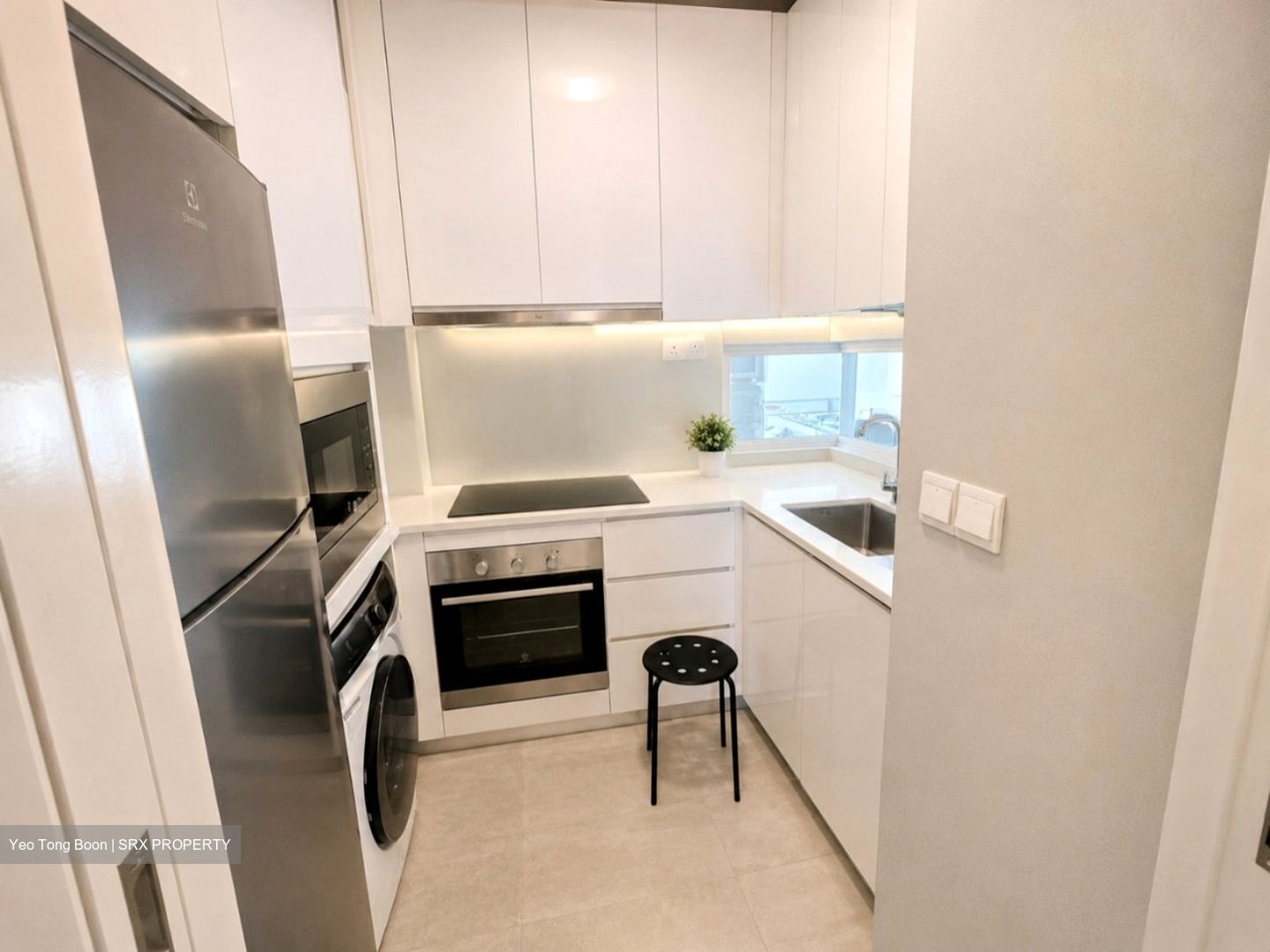 Kingsford . Hillview Peak (D23), Condominium #611338031